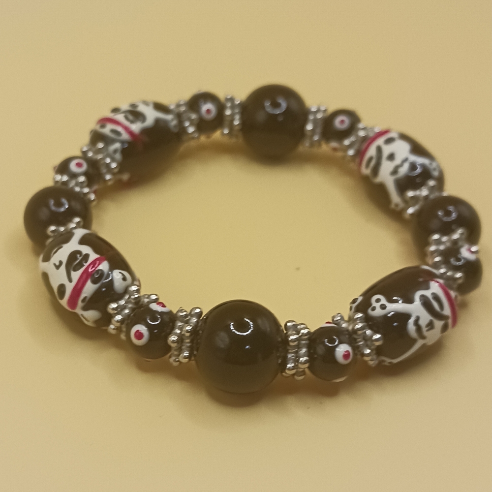 Pirate Skull Black and White Beads Bracelet And Earrings Halloween Jewelry Set - Picture 4 of 4